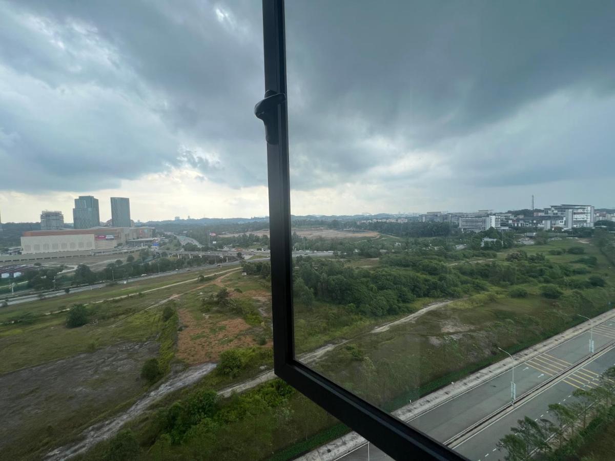 Mucihome Clio 3R2B, Putrajaya Condo Near To Ioi City Mall, Alamanda, Hospital Serdang, Wetland Studio Kru Dll- Non Smoking Home For Malaysian Only Zewnętrze zdjęcie